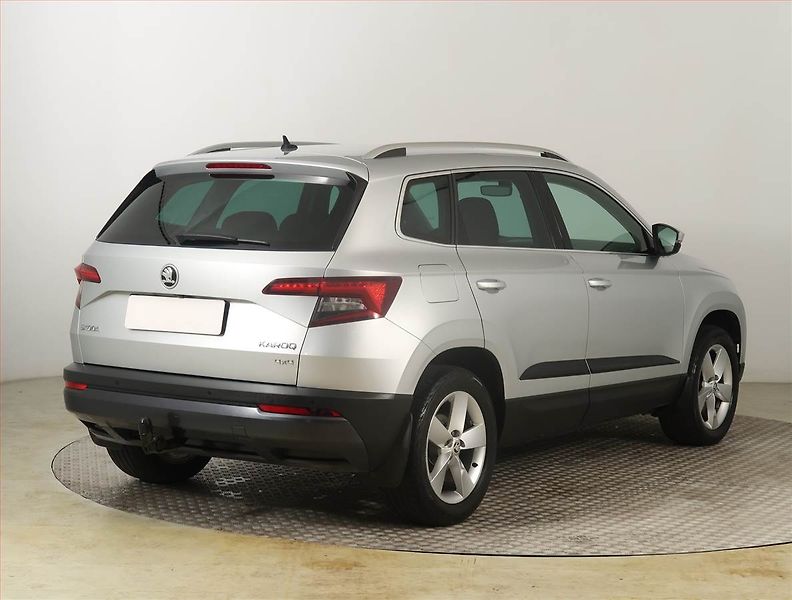 Škoda Karoq (2019) Style Plus 2.0 TDI - fotka 5 z 23