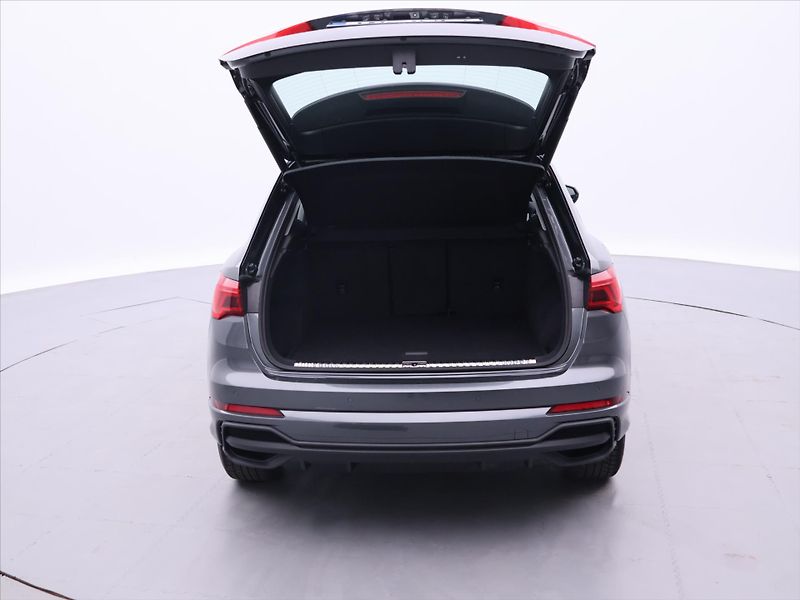 Audi Q3 1,5 35 TFSI S tronic S line CZ - fotka 9 z 36
