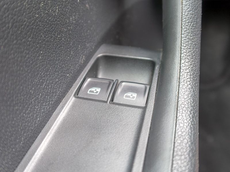 Škoda Fabia (2016) 11/16 1.0i 55KW – TEMPOMAT - fotka 24 z 38