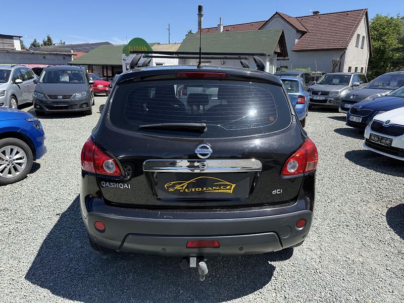 Nissan Qashqai 2.0 DCI 4x4 - fotka 5 z 13