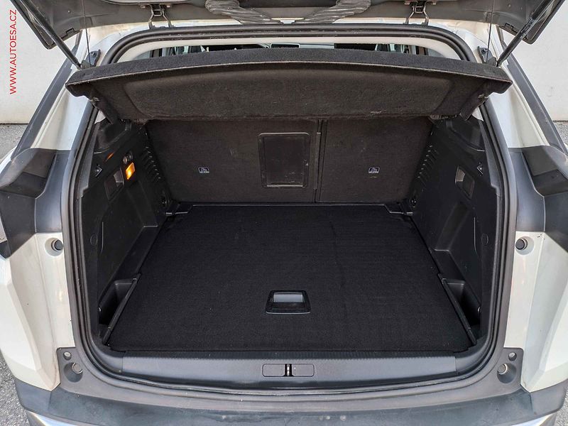 Peugeot 3008 (2018) 1.6HDi, ČR, AC, kamera - fotka 7 z 15