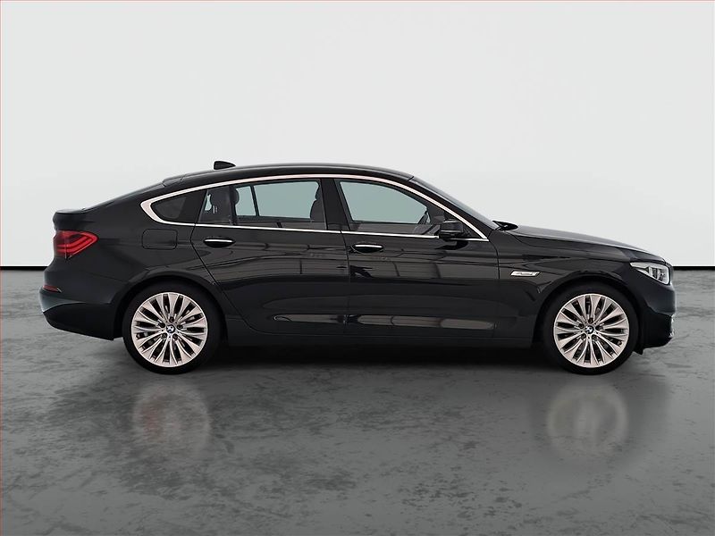 BMW Řada 5 (2014) 530d xDrive GT, 4X4, Automat - fotka 6 z 21