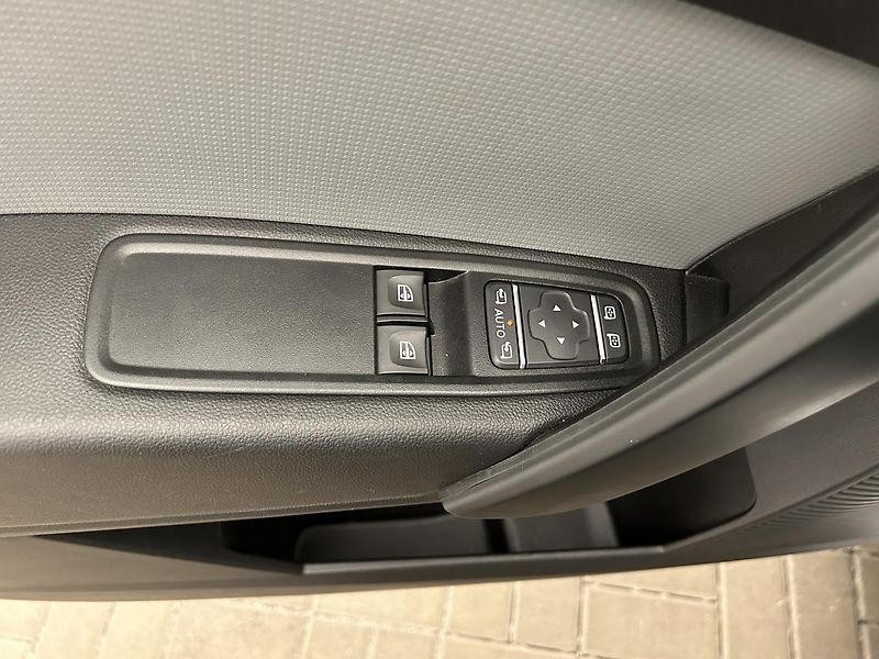 Nissan Townstar 1.3 DIG-T Connecta - fotka 16 z 22