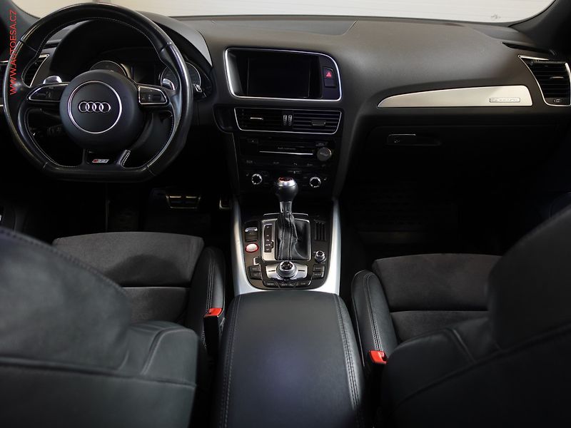 Audi SQ5 (2015) 3.0V6TDi Quattro, AT, navi - fotka 8 z 25