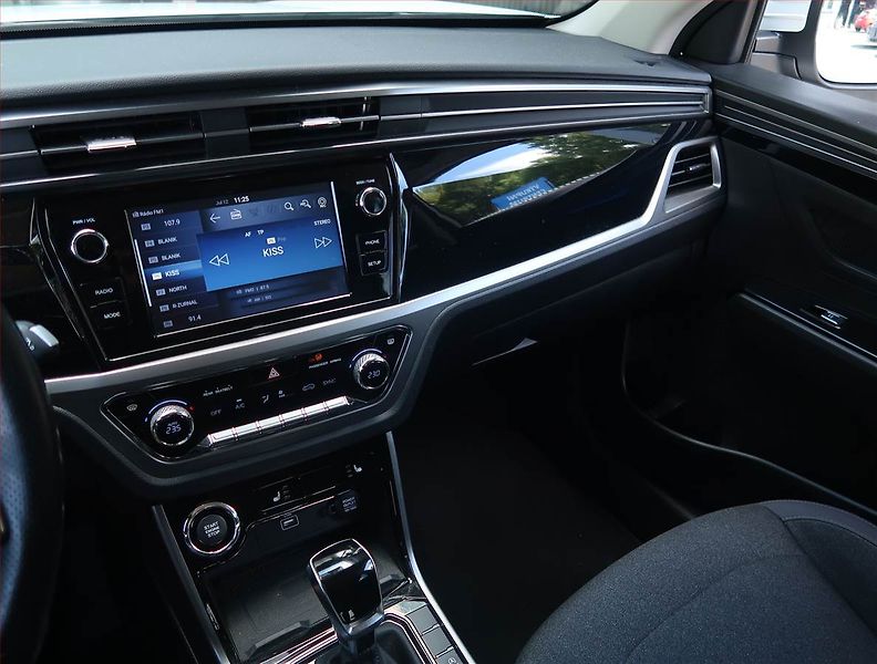 SsangYong Korando (2024) Clever 1.5 T-GDI - fotka 8 z 18