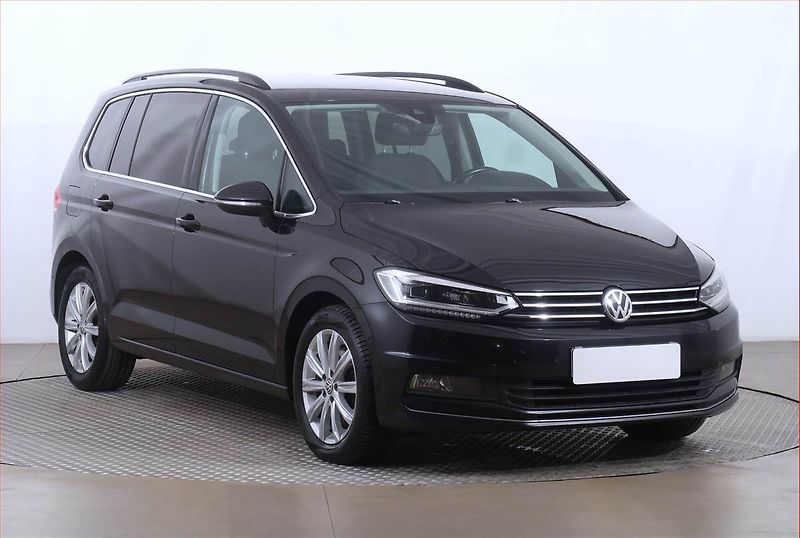 Volkswagen Touran (2019) 2.0 TDI, Automat, Navi - fotka 1 z 22