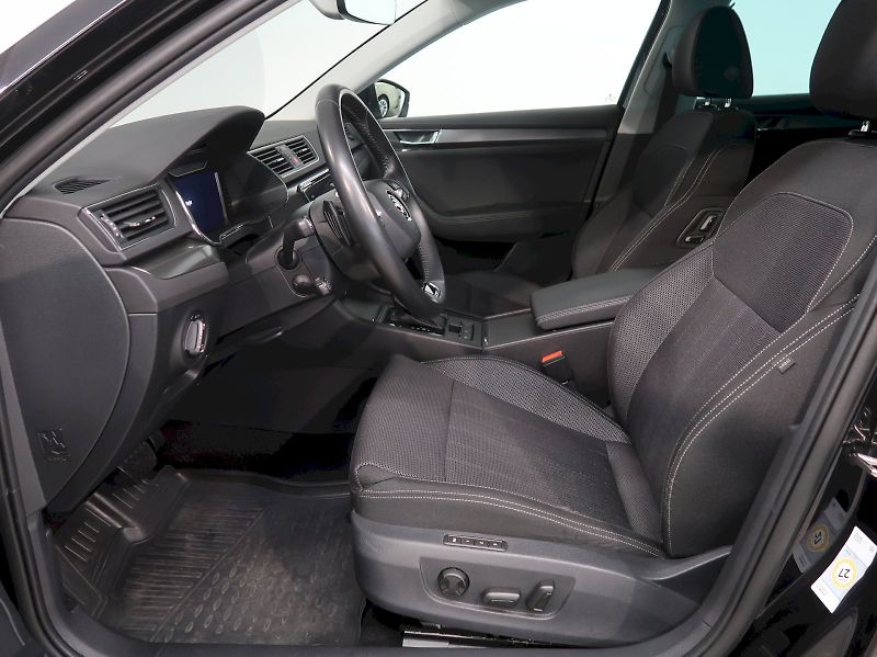 Škoda Superb (2023) STYLE 2.0TDI 110KW DSG - fotka 13 z 43