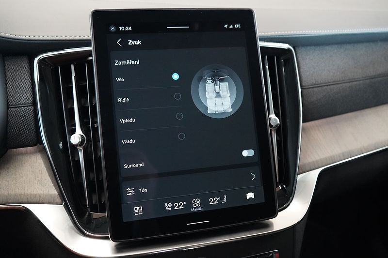 Volvo XC90 B5 PLUS Bright, Vzduch, 360° - fotka 36 z 50