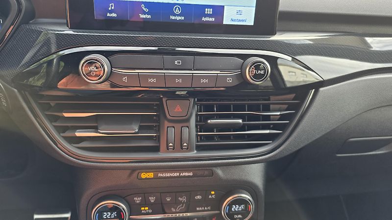 Ford Kuga (2022) 2.5i PHEV 165kW Titanium AT TZ - fotka 41 z 49