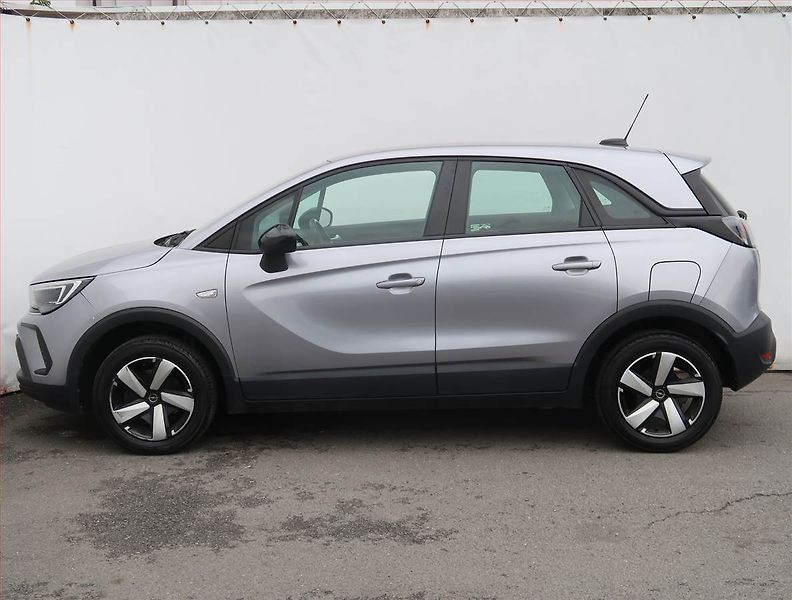Opel Crossland X (2022) 1.2 Turbo, Serv.kniha - fotka 3 z 16