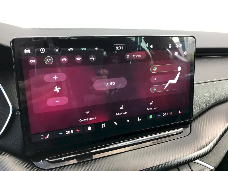 Škoda Octavia (2025) COMBI SPORTLINE 2,0 TDI 110 KW - fotka 23 z 28