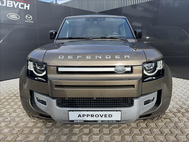 Land Rover Defender 3,0 110 D250 XS EDITION ČR DPH - fotka 4 z 32