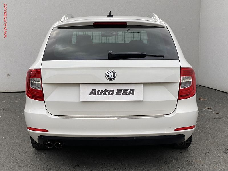 Škoda Superb (2014) 2.0 TDi, Exclusive, DSG - fotka 5 z 18