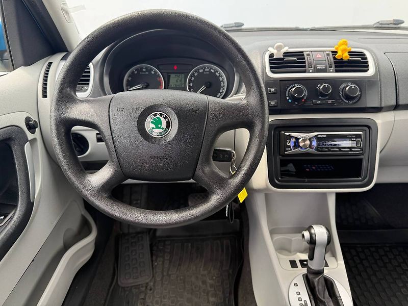 Škoda Roomster (2007) 1.6 16V 77 kW Ambiente - fotka 5 z 20