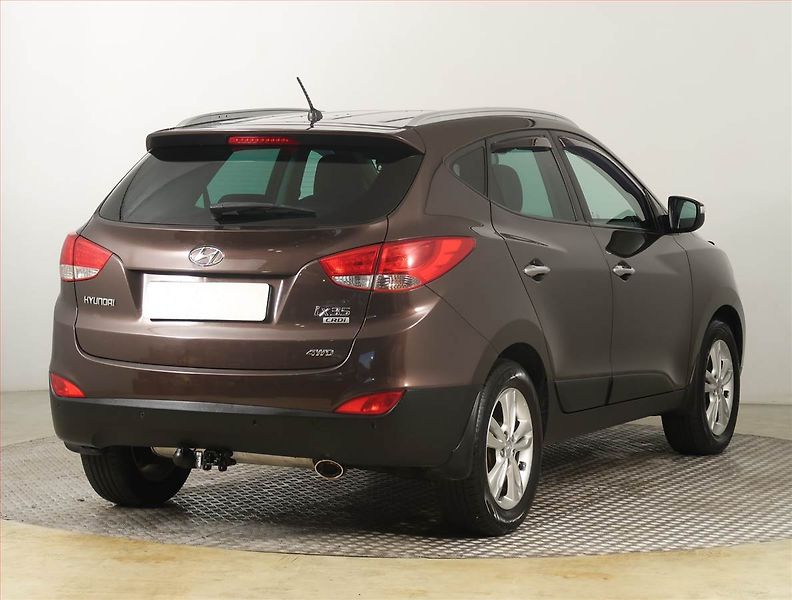 Hyundai ix35 (2012) 2.0 CRDi, 4X4, Serv.kniha - fotka 5 z 19