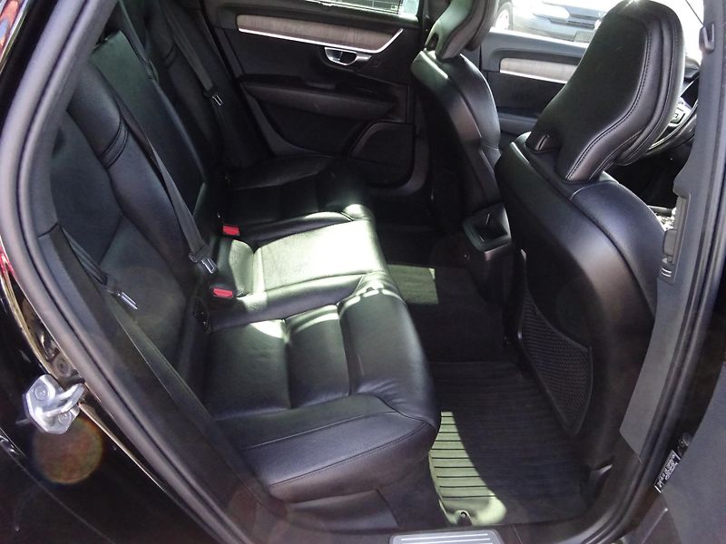 Volvo S90 AWD 173kW Inscription ČR DPH - fotka 12 z 30