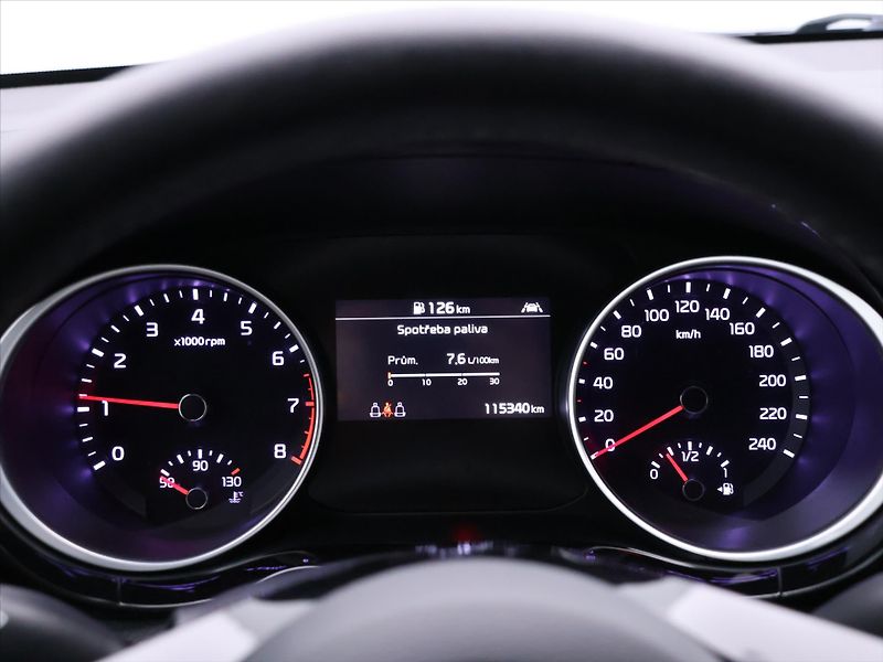 Kia ProCeed 1,4 T-GDI 103kW GT-Line CZ - fotka 18 z 35