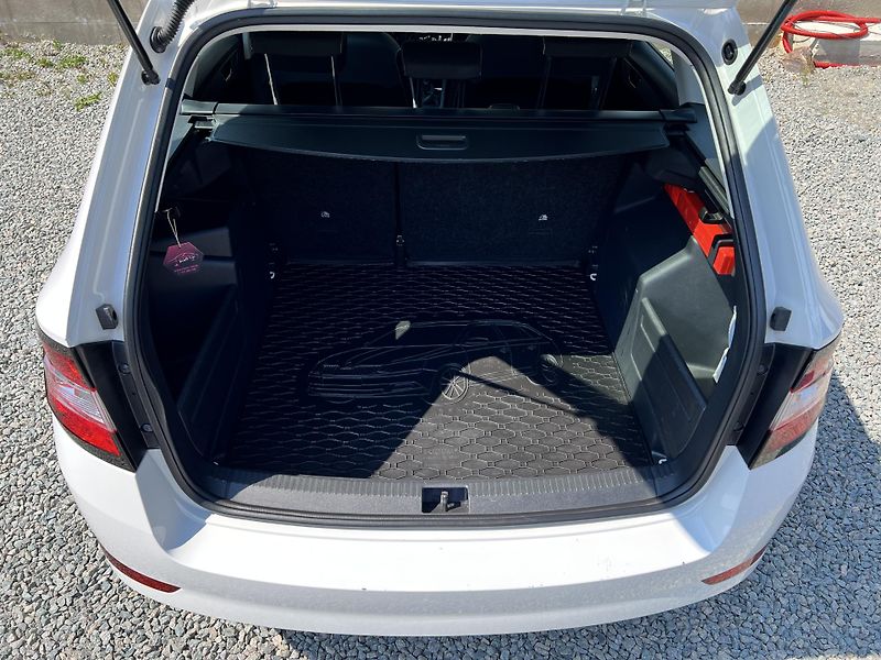 Škoda Fabia (2020) 1.0 TSI Ambition,1.MAJ,CZ,DPH - fotka 10 z 26