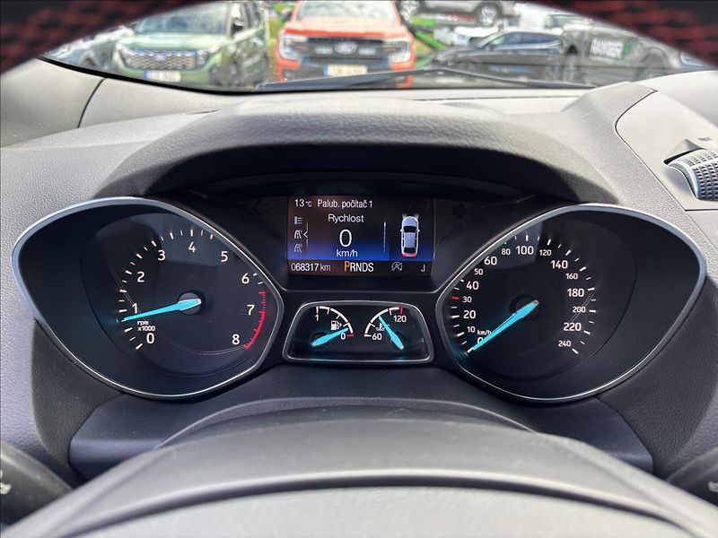 Ford Kuga 2,0 EcoBoost 170kW  ST-Line - fotka 29 z 50