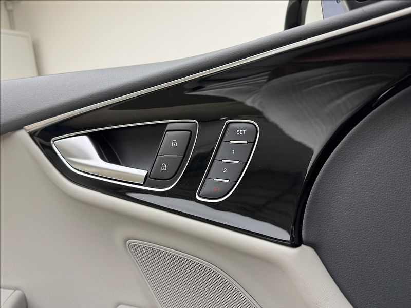 Audi A7 3,0 BiTDi NZTOP HUD PPF VZDUCH - fotka 33 z 46