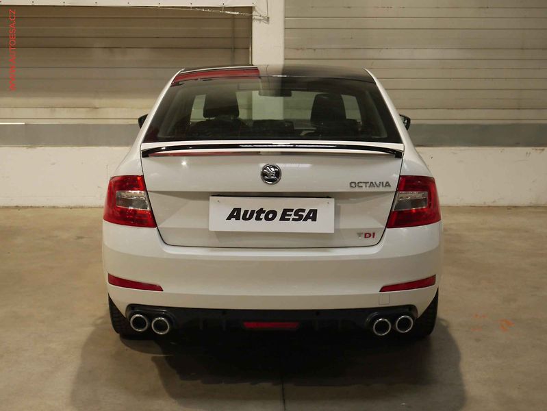 Škoda Octavia (2015) 1.6 TDi, ČR, AC - fotka 5 z 15