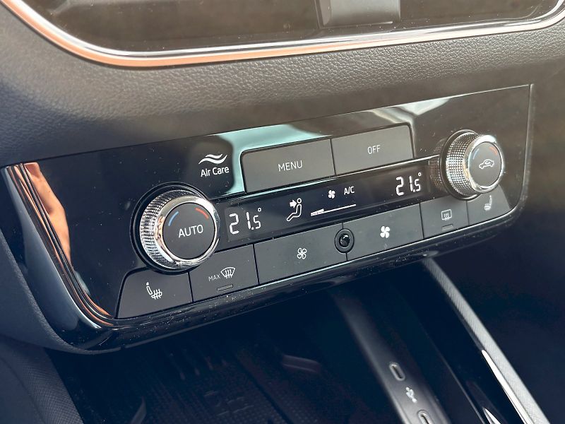 Škoda Kamiq (2025) DSG 1.0 TSI / 85 kW / TOP SELE - fotka 30 z 32