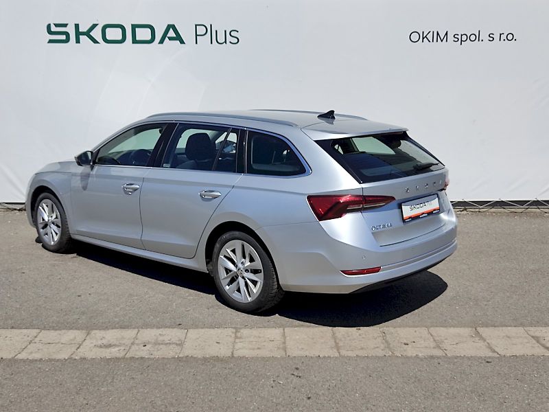 Škoda Octavia (2021) Combi Style 1,5 Tsi 110 Kw - fotka 31 z 34