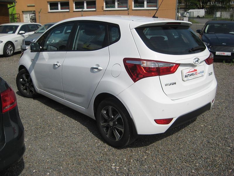 Hyundai ix20 1.4 CRDi 66 kW Komfort DPH ČR! - fotka 12 z 22