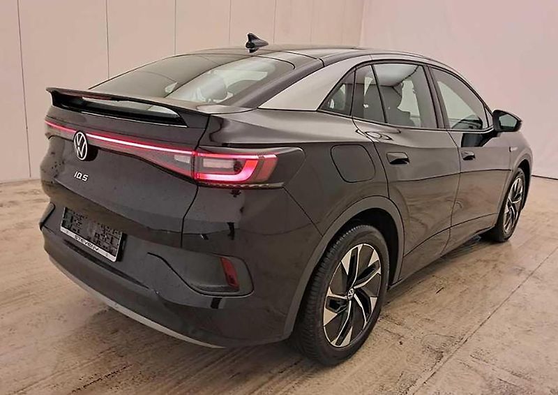 Volkswagen ID.5 (2023) Pro 128 kW, LED, Tažné - fotka 4 z 7