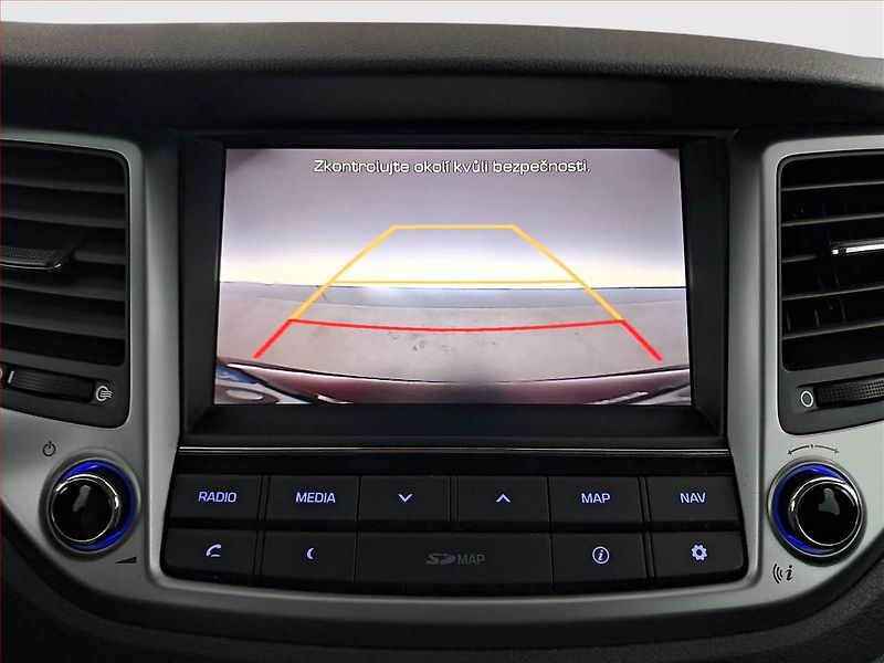 Hyundai Tucson (2017) Trikolor 1.6 T-GDI, ČR,1.maj - fotka 18 z 21