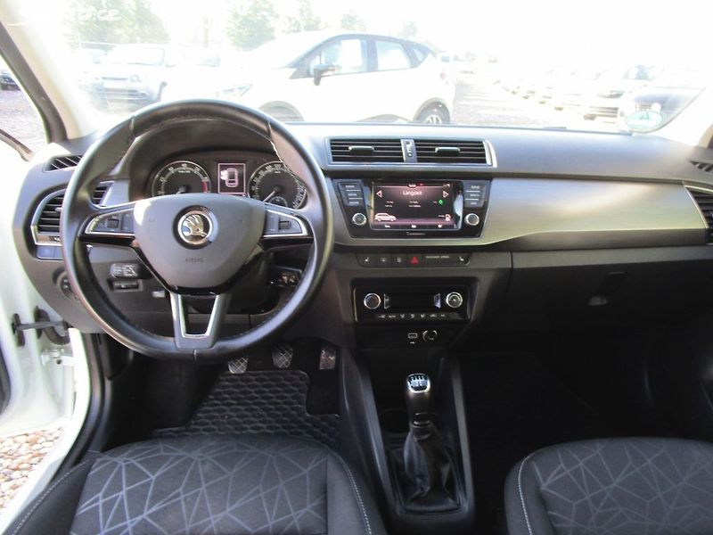 Škoda Fabia 1,0 TSI-70KW-STK ČR+NOVÝ OLEJ - fotka 12 z 23