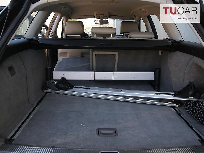 Audi A6 (2010) Allroad Quatro 4.2 V8 Automat  - fotka 34 z 39