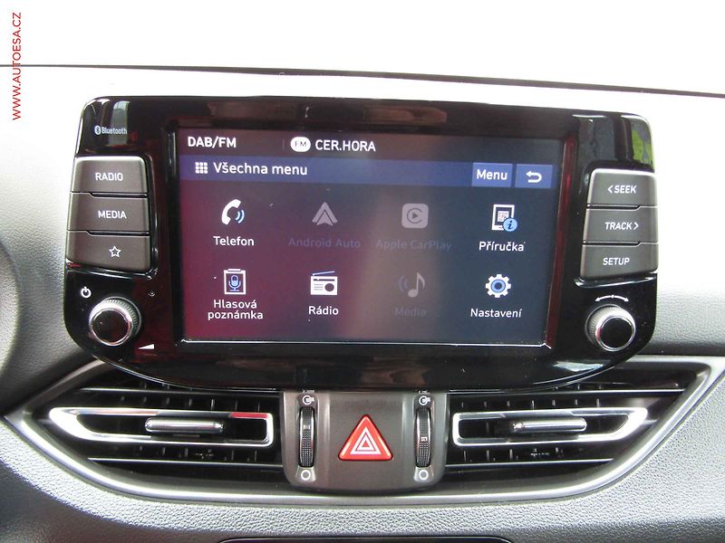 Hyundai i30 (2021) 1.0 T-GDi, 1.maj,ČR, AT - fotka 15 z 21