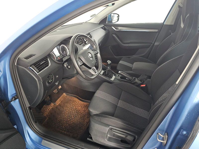 Škoda Octavia (2018) 1.6TDI 85kW  STYLE - fotka 6 z 26
