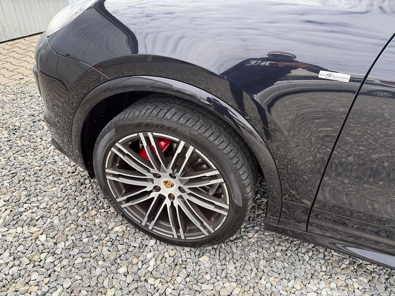 Porsche Cayenne 3.0TDI V6 265PS 4x4 GTS PAKET! - fotka 18 z 159
