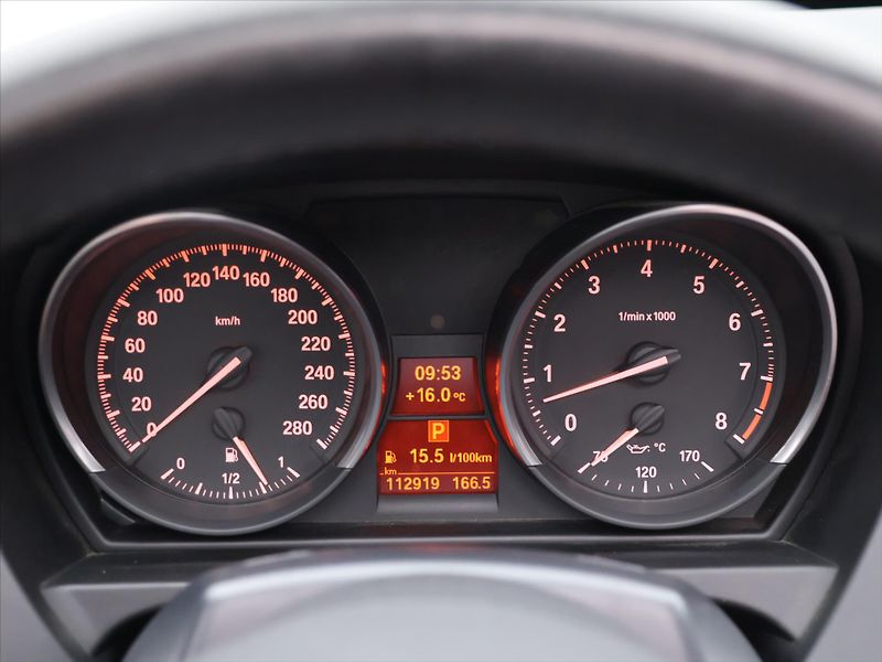 BMW Z4 3,0 i 225kW sDrive 35i CZ - fotka 23 z 39
