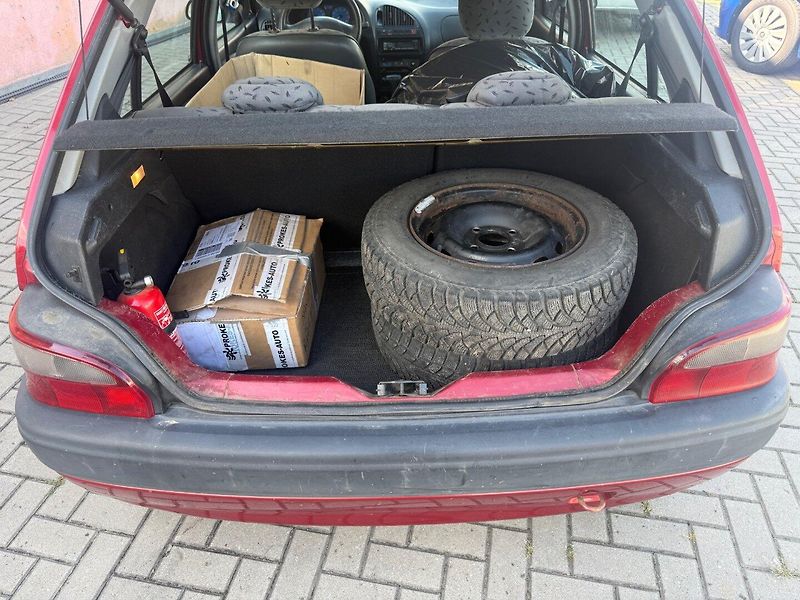 Citroën Saxo (2000) 1.4I - Automat !! - fotka 8 z 11