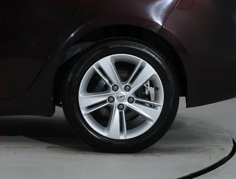 Opel Zafira (2012) 1.4 Turbo, 7 míst, Navi - fotka 15 z 21