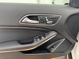 Mercedes-Benz GLA 220i*135kw*4x4*CZ*AMG - náhled 10