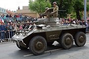 Plzní projel Konvoj svobody. Stovky kusů historické vojenské techniky v neděli projely z Bor do centra města. Ulice lemovaly tisíce diváků