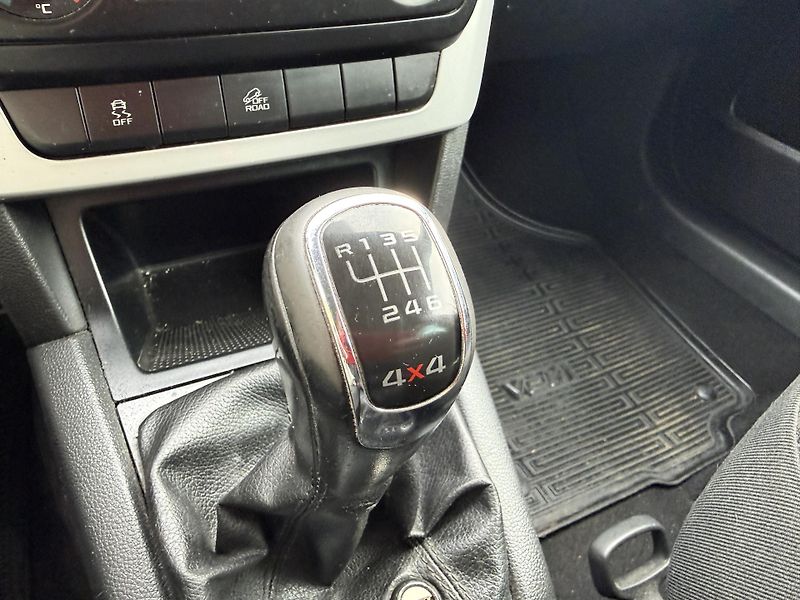 Škoda Yeti 2.0 TDi 4x4 - fotka 30 z 30