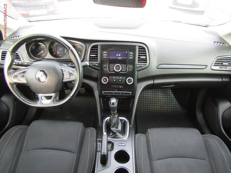 Renault Mégane (2019) 1.3 i, ČR, AC, temp - fotka 8 z 15