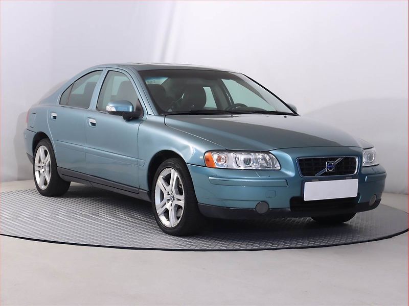 Volvo S60 (2009) 2.5T, nová STK, jezdí výborně - fotka 1 z 15