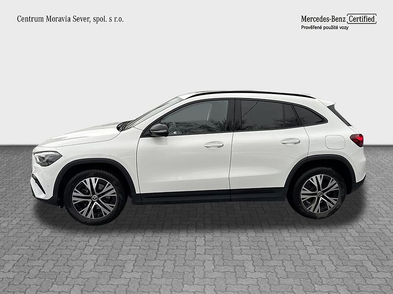 Mercedes-Benz GLA 200d 4MATIC, CZ, 1.majitel - fotka 2 z 19