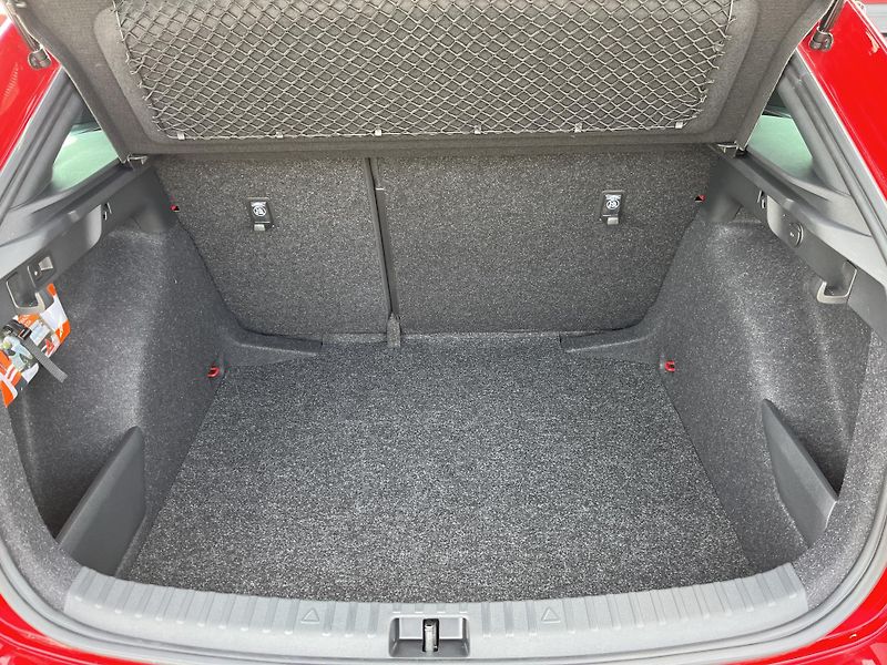 Škoda Scala MONTE CARLO 1.0TSI 85kW - fotka 23 z 24