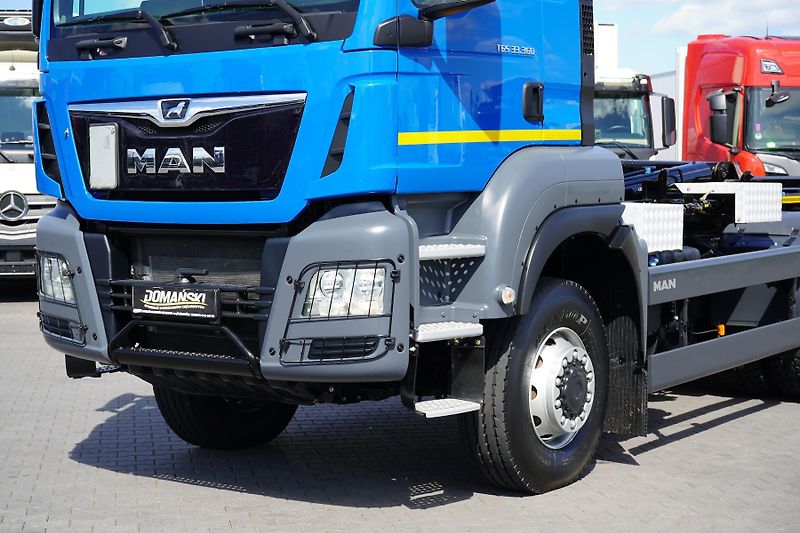 MAN TGS (2019) 33.360  / 6 X 6  / E 6 / HAKOW - fotka 33 z 67