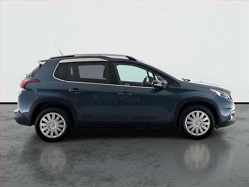 Peugeot 2008 (2018) 1.2 PureTech, Automat - fotka 6 z 20