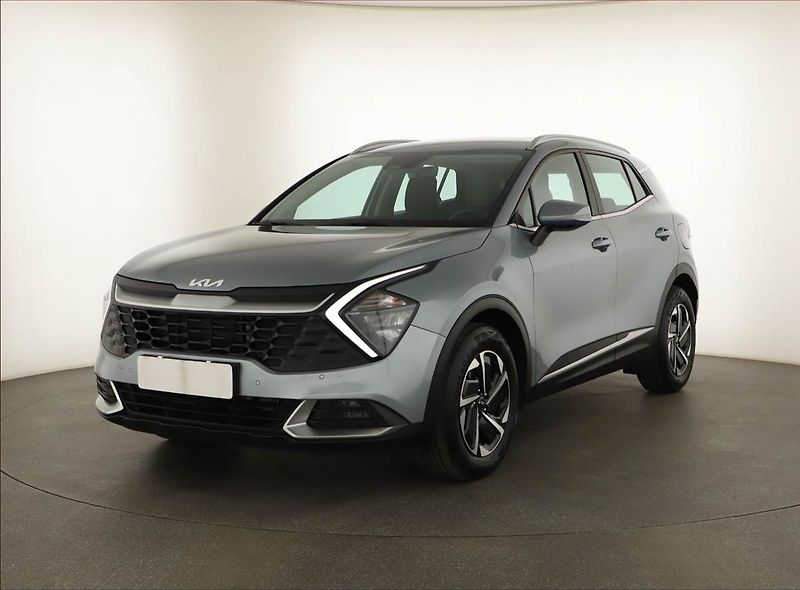 Kia Sportage (2022) Exclusive 1.6 T-GDI MHEV - fotka 2 z 17