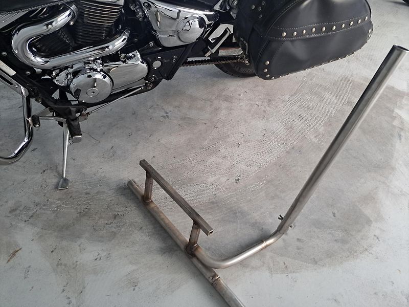 Suzuki VZ 800 Marauder - fotka 19 z 19