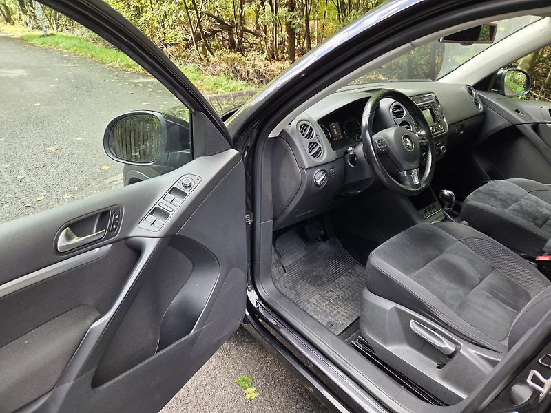 Volkswagen Tiguan (2011) 2,0 TDI 4x4 AUTOMAT - fotka 13 z 15